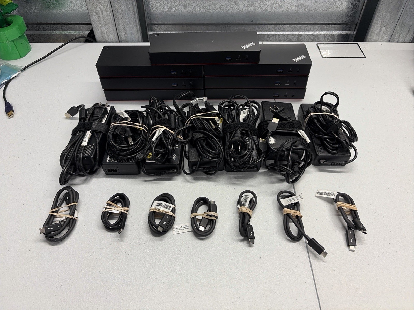 Lot Of 7 Lenovo ThinkPad 40AN Thunderbolt 3 Gen 2 Docks with 135W Adapters