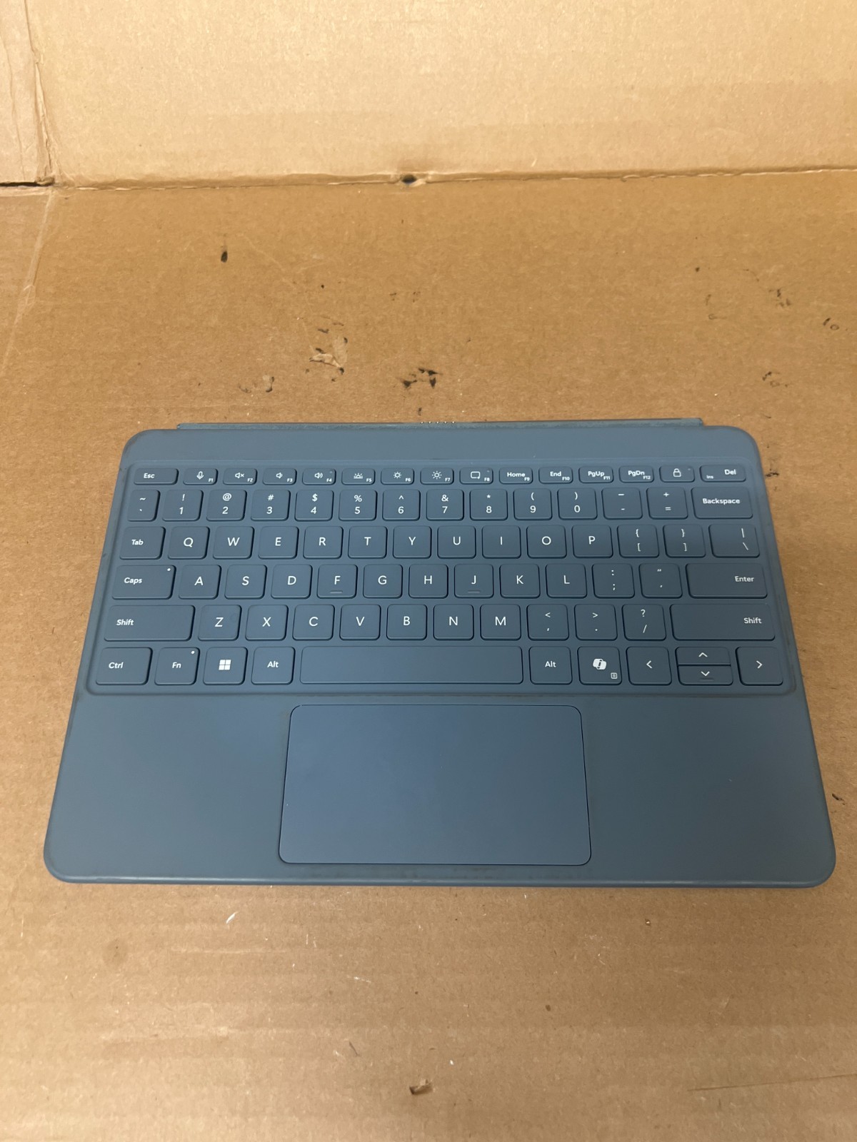 Original Microsoft Surface Pro 12" Keyboard Ocean EP2-32750 , MODEL 2100
