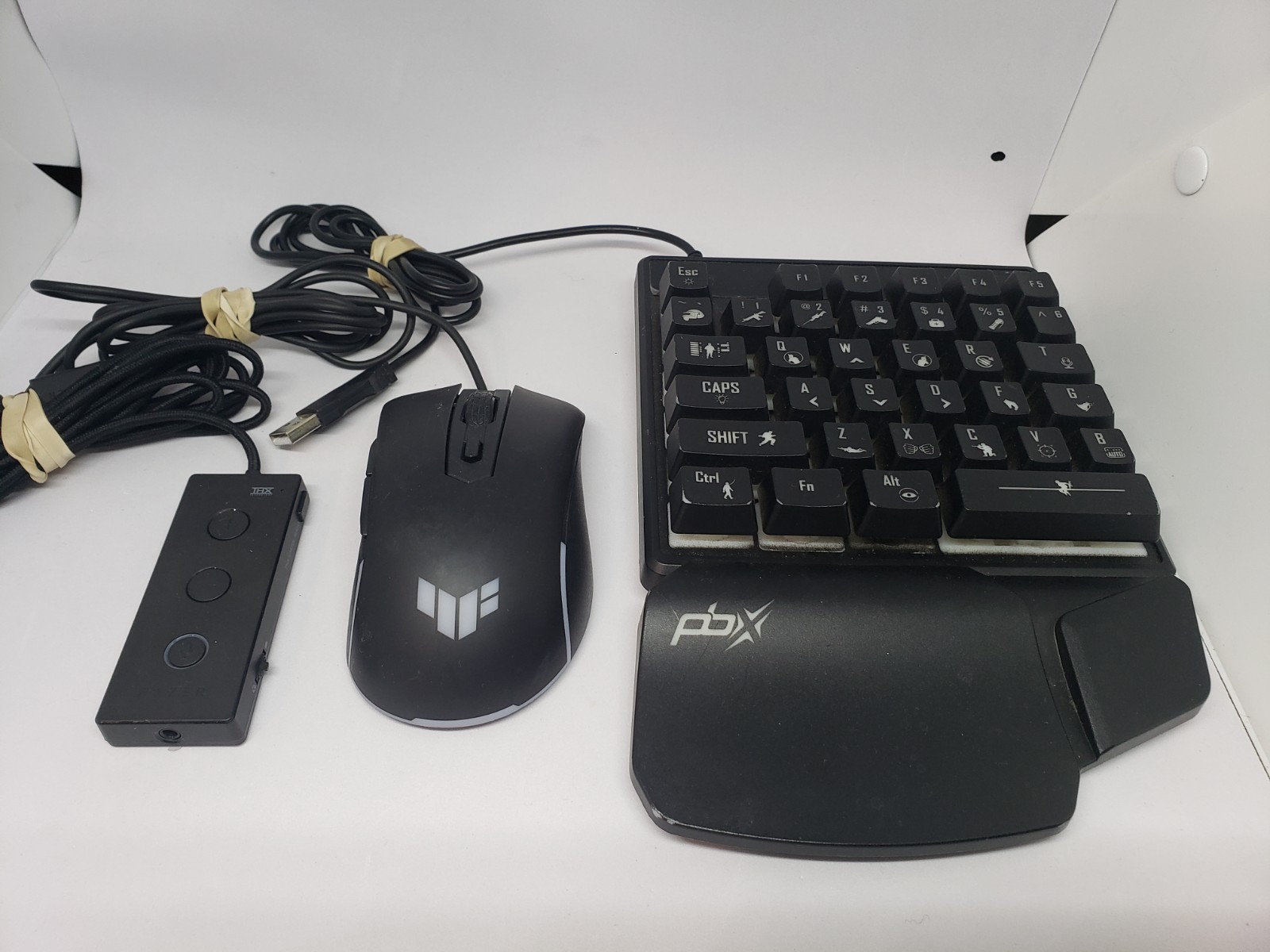 COMBO PBX half gaming mechanical keyboard + TUF M3 Mouse + THX Audio controller