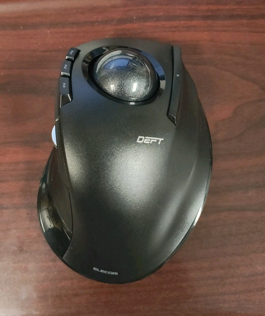 Elecom Deft M-DT1DR Black Gaming Wireless Trackball Mouse With Receiver Tested