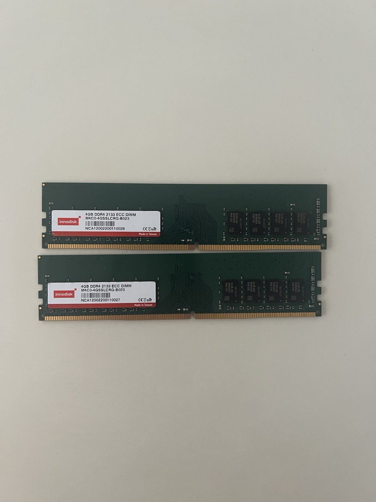 Innodisk 8GB (2x4GB) DDR4-2133 PC4-17000 ECC VLP 288-Pin DIMM M4CR-4GSSSC0G-E