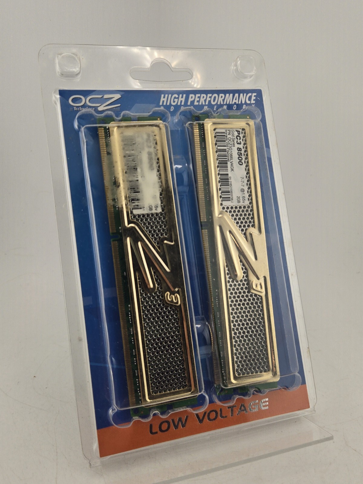 OCZ Gold Series 4GB (2x2GB) DDR2 1066MHz PC2-8500 CL5 RAM OCZ2G10664GK J130