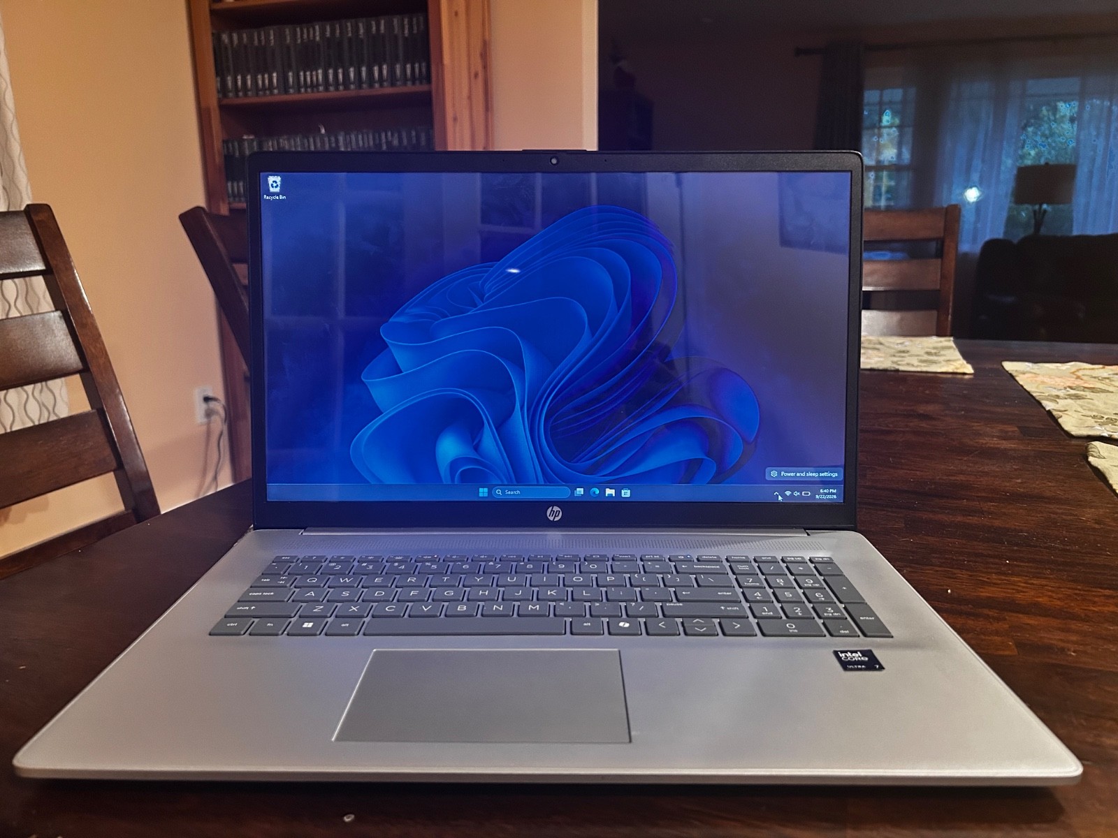 HP Laptop 17-cn5075cl,  Used, functional 16 GBs DDR5 Intel Ultra 7 255 1TB SSD
