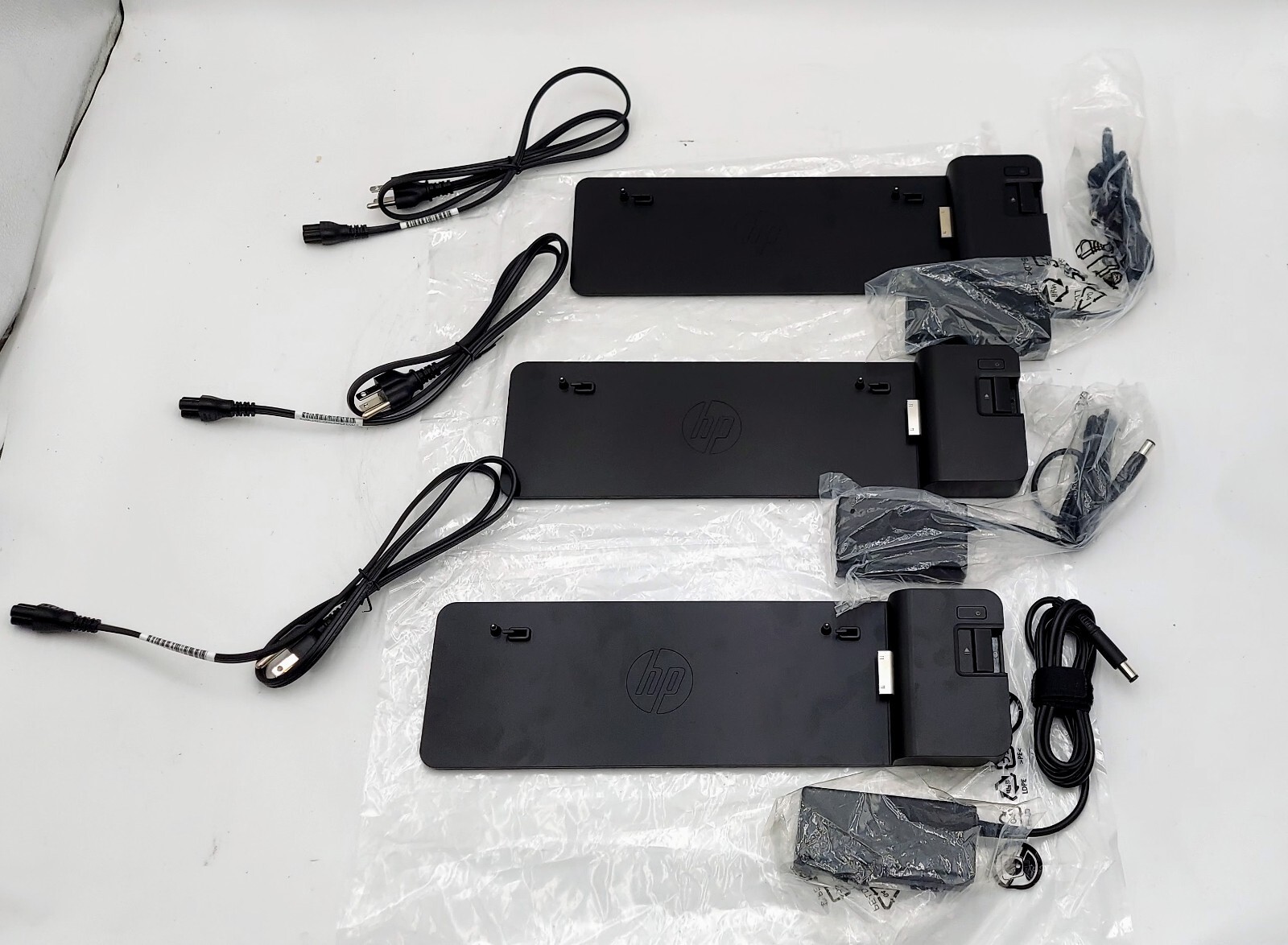 LOT OF 3 HP D9Y32AA UltraSlim Docking Station D9Y32AA#ABA