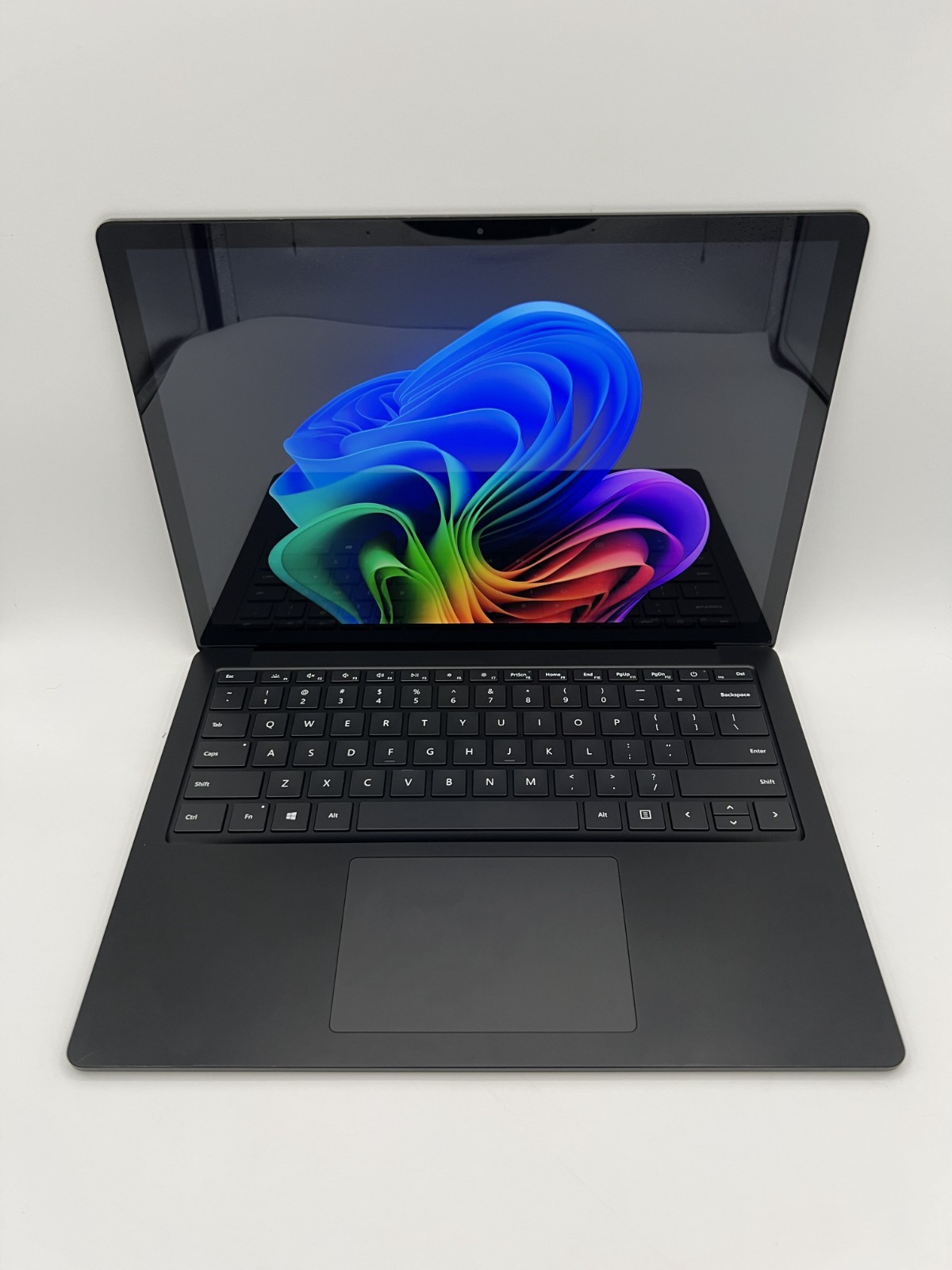 Microsoft Surface Laptop 3 13.5" Touch i7-1065G7 16GB 512GB Win 11 Pro Restored