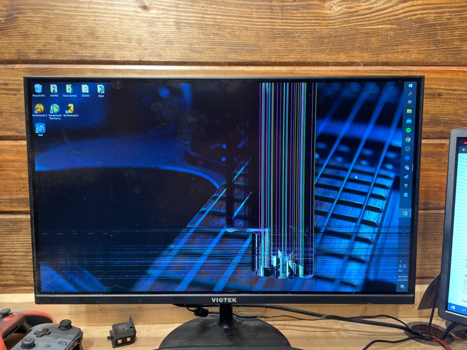 24" Viotek GFV24C Gaming Moniter