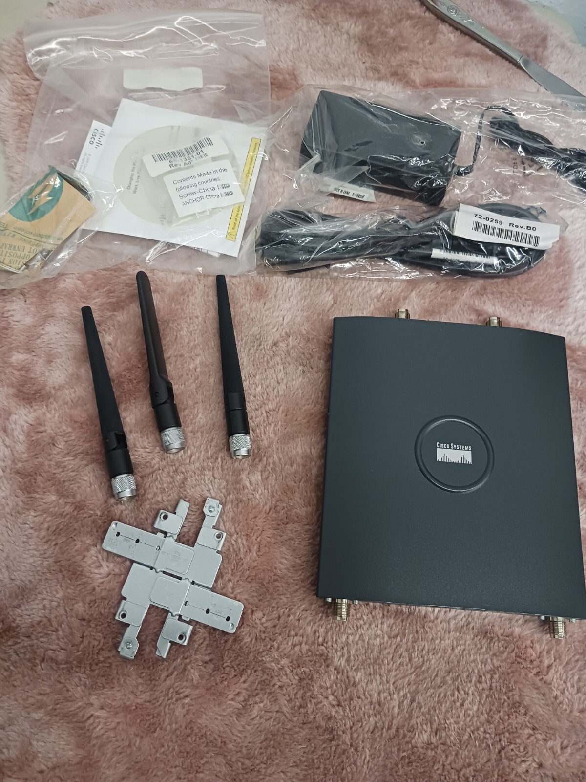 Cisco Aironet 1240AG Series 802.11A/B/G Access Point AIR-LAP1242AG-A-K9