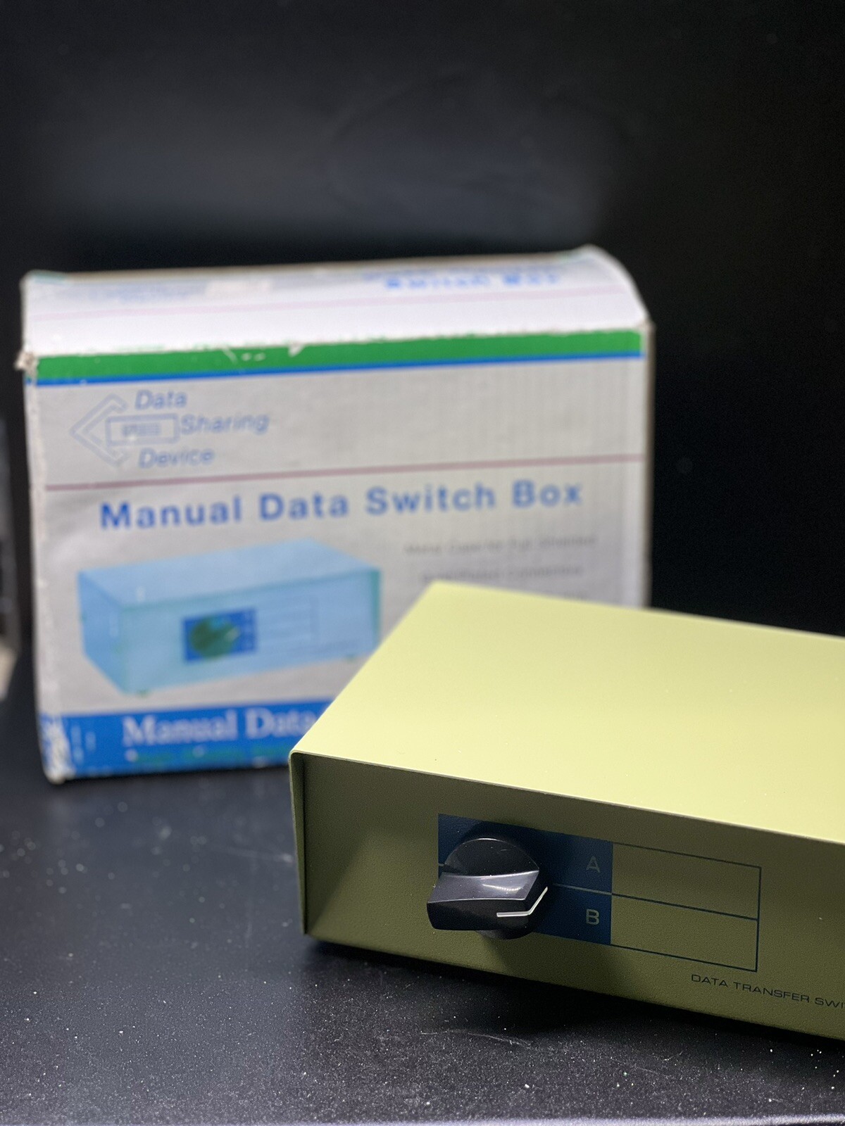 Manual Data Transfer Switch Box - 2 Way