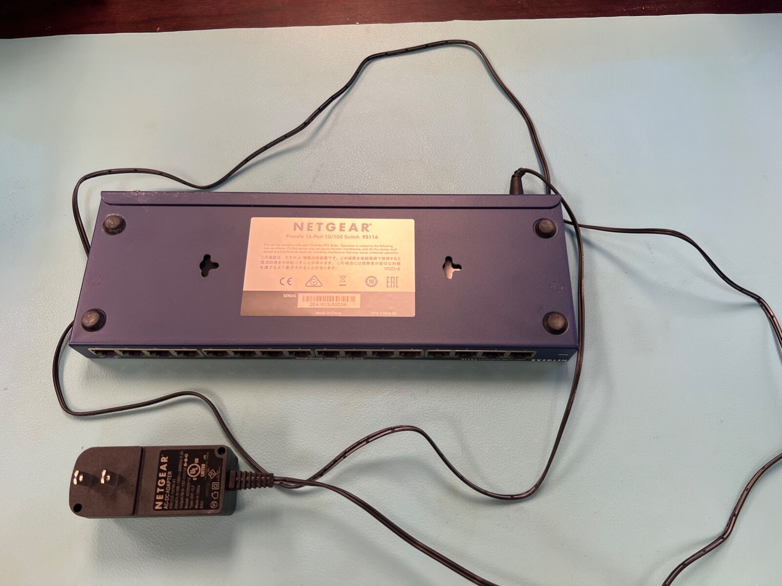 NETGEAR ProSafe 16 Port 10/100