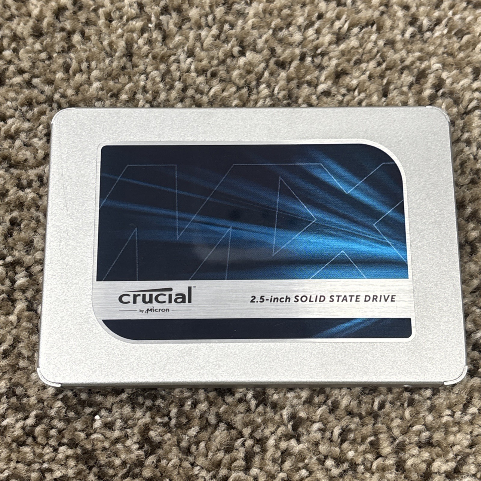 crucial mx 500 2.5 SSD sv 1.7A SATA drive 6gb/s