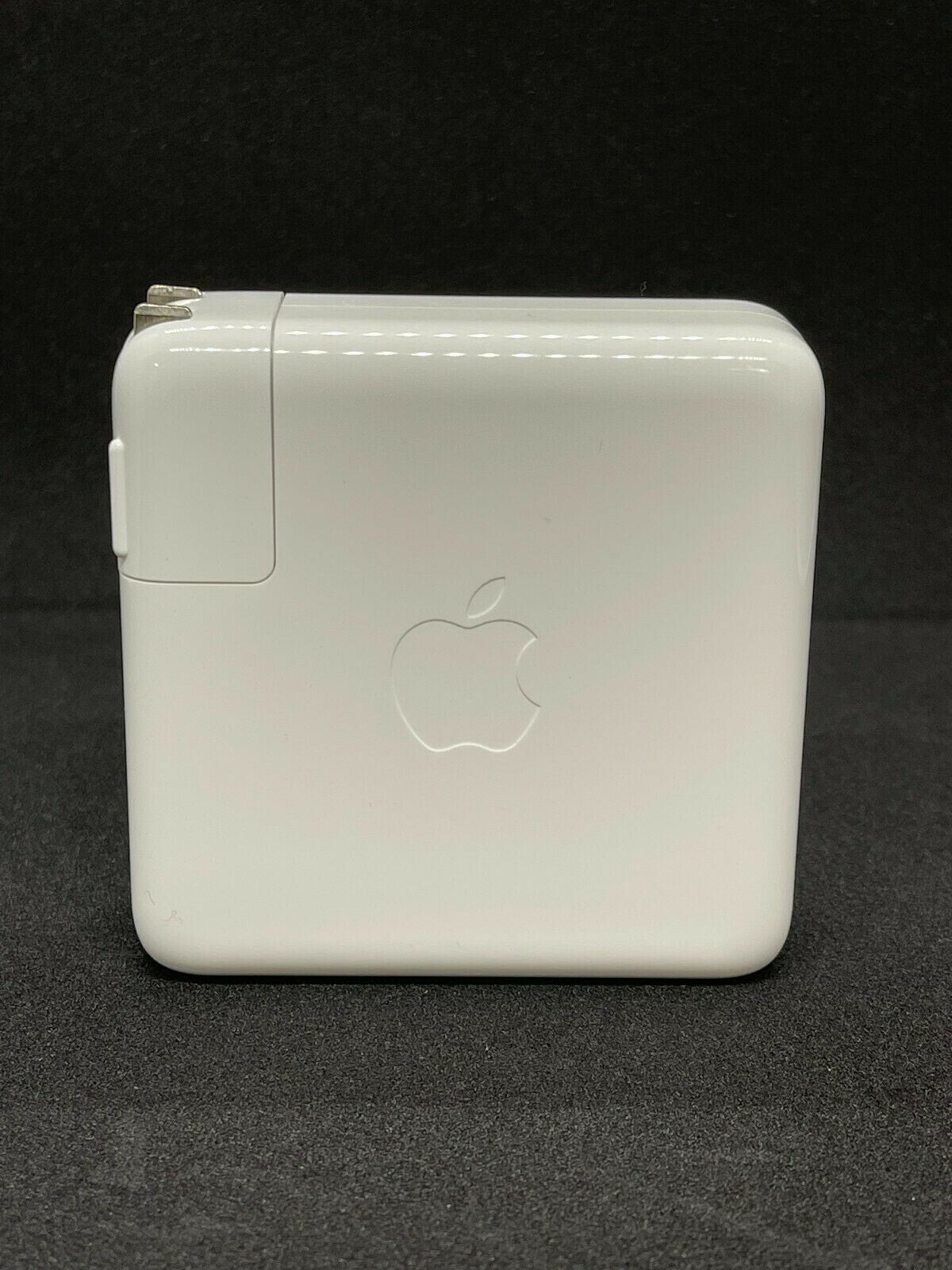 100% Genuine OEM Apple 70W  USB-C Apple Adapter / charger ( MQLN3AM/A )  A2743