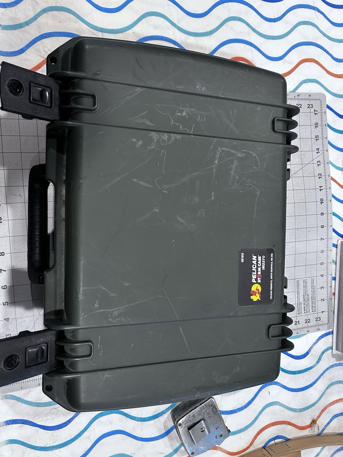 Pelican iM2370 Storm Case Deluxe (green) NO keys W/foam