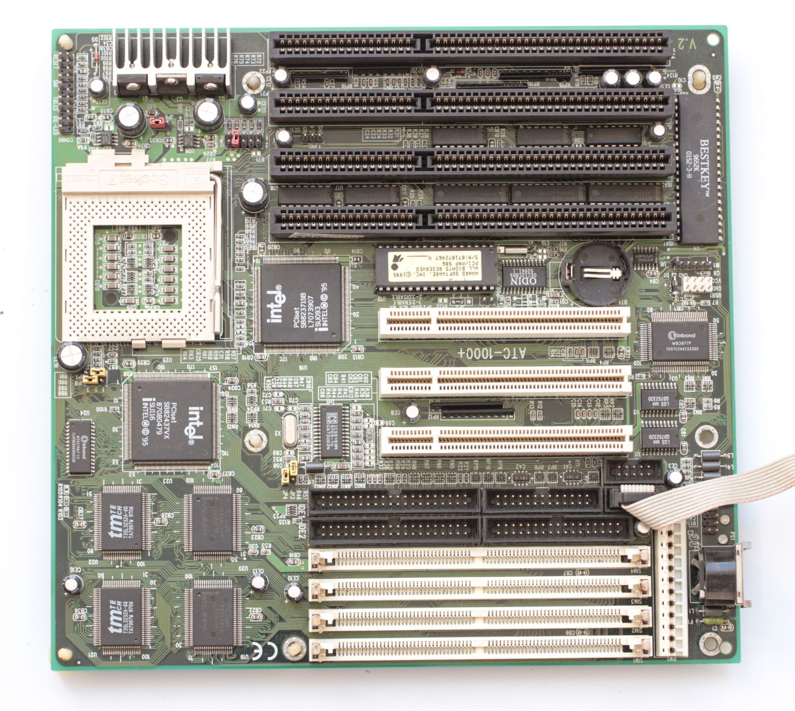 Socket 7 motherboard - A-Trend  ATC-1000+ - Intel 430VX - MMX ready - TESTED