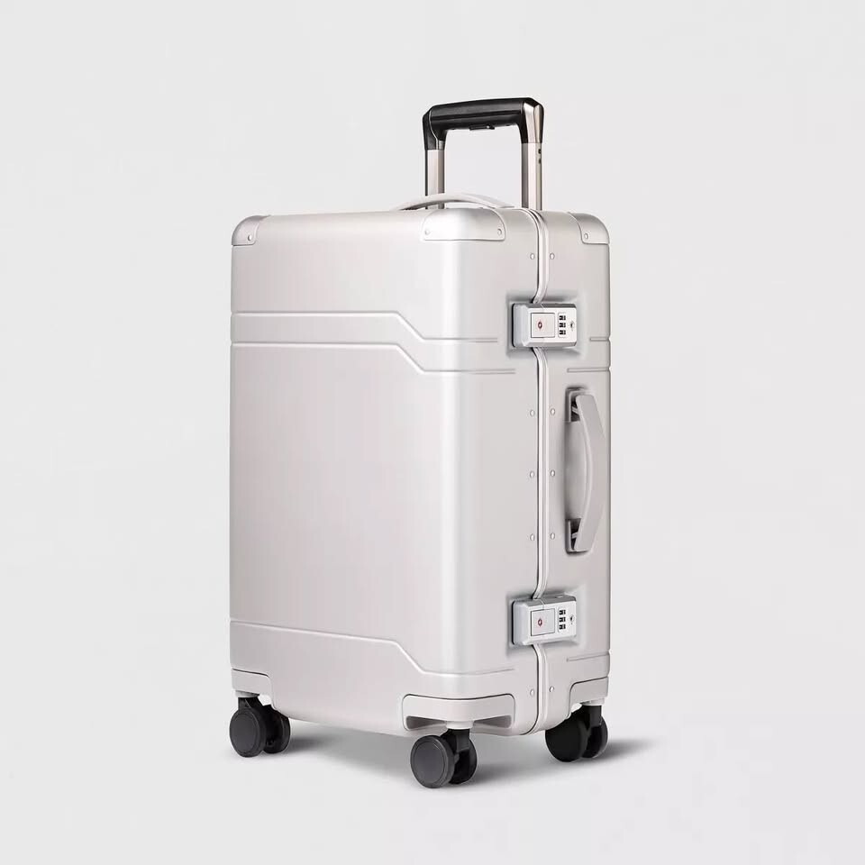 Signature Hardside Trunk Carry On Spinner Suitcase Metallic Silver - Open Story️
