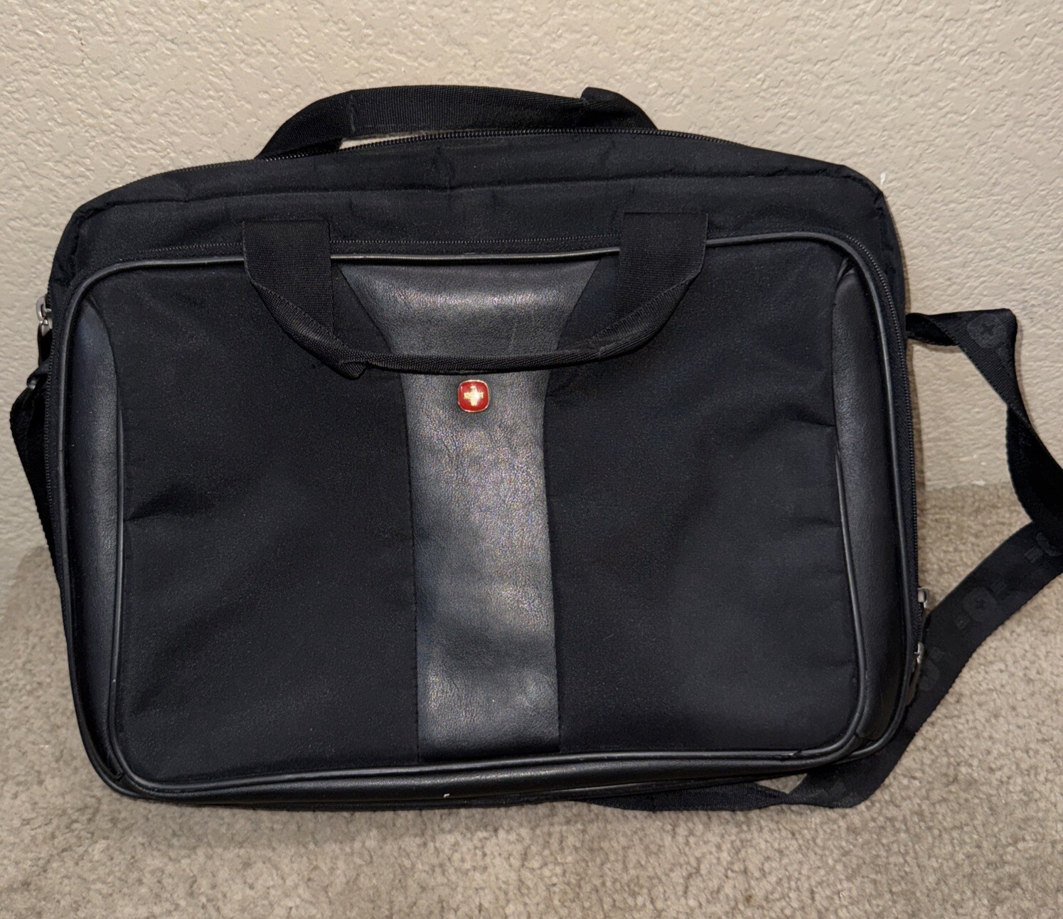 Swiss Wenger " 16” Notebook Carrying Case - Black *Free-Ship* OEM