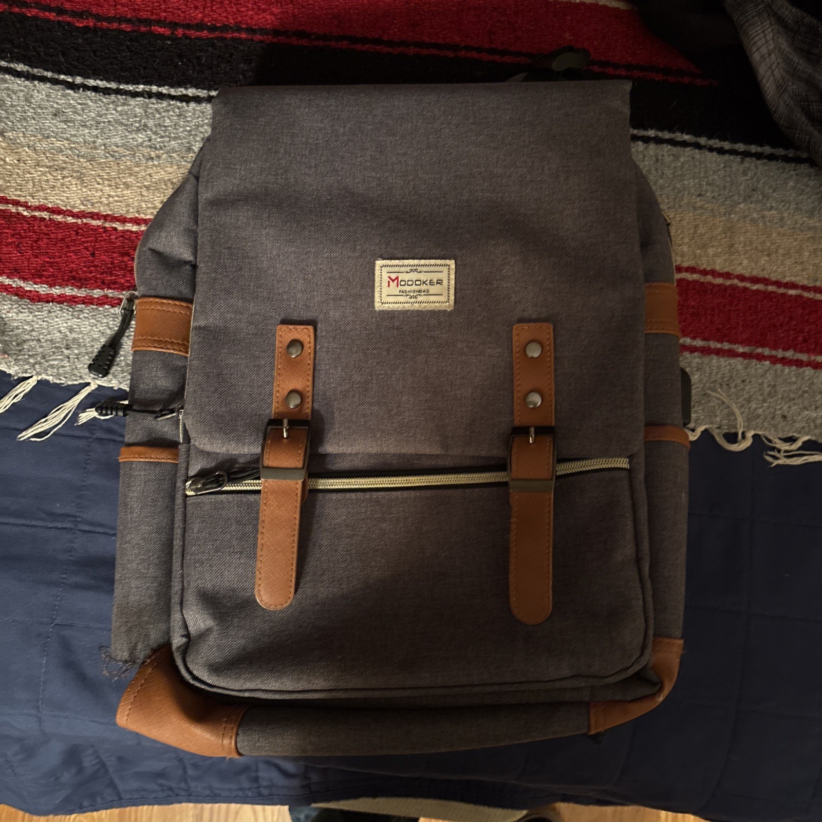 Modoker Laptop Backpack Fashion Bag Gray Excellent Condition