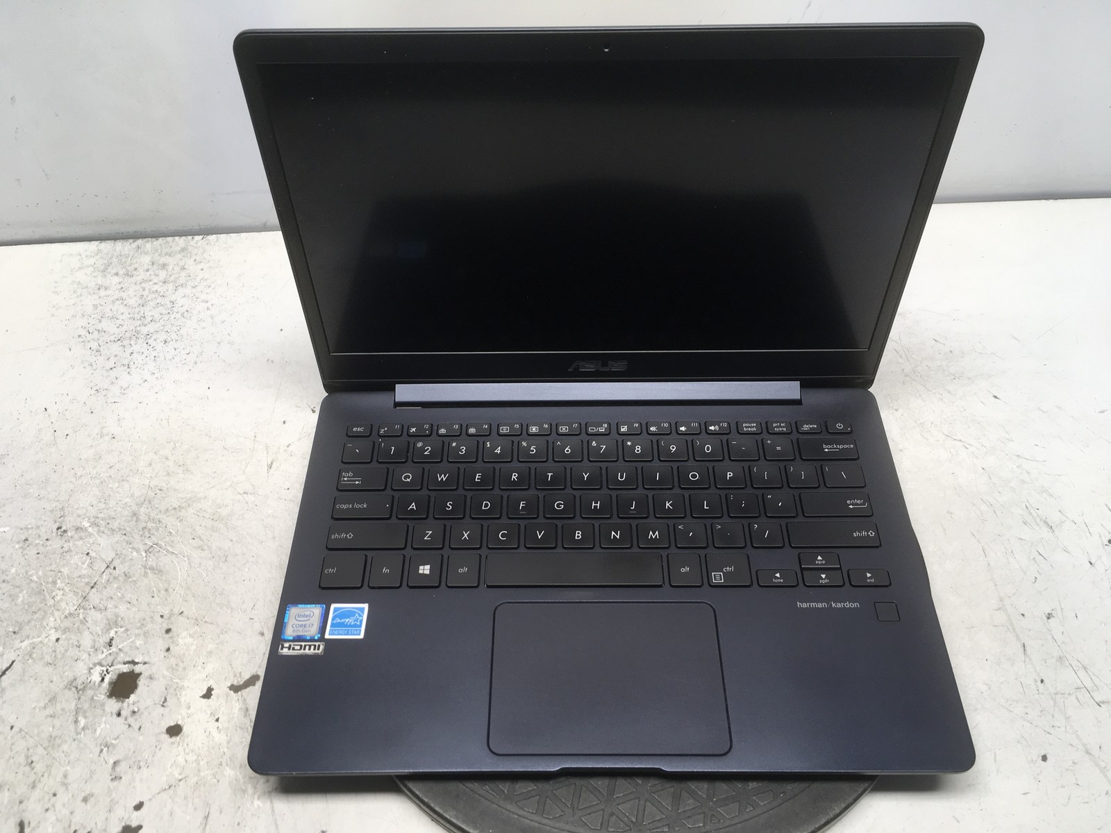 Asus Zenbook UX331F Intel i7 8th gen 8 GB NO HDD / Batt