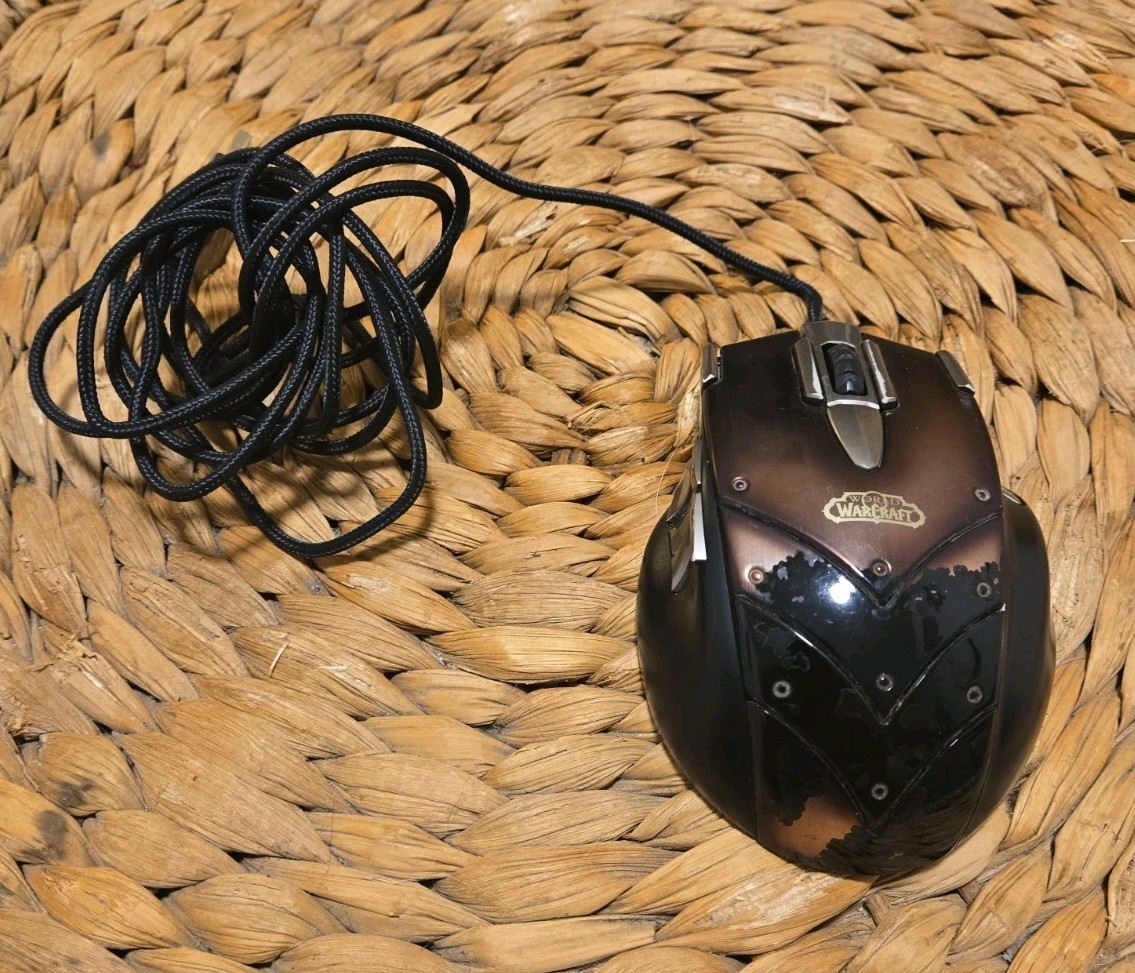 SteelSeries World of Warcraft Cataclysm MMO Gaming Mouse Optical Wired Black Br…