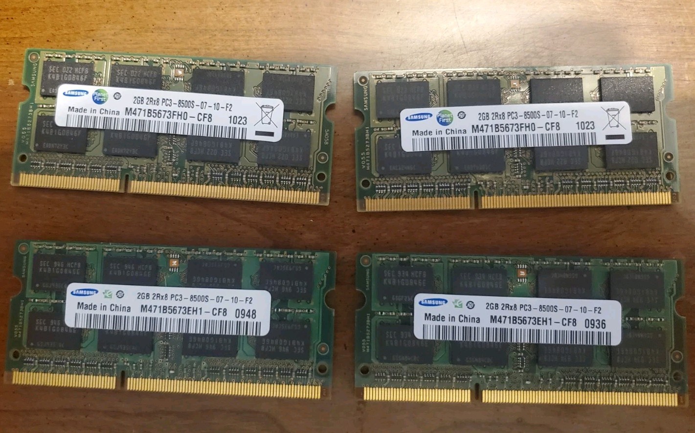 Samsung 8GB (4x2GB) PC3-8500s-07-10-F2 M471B5673FH0-CF8