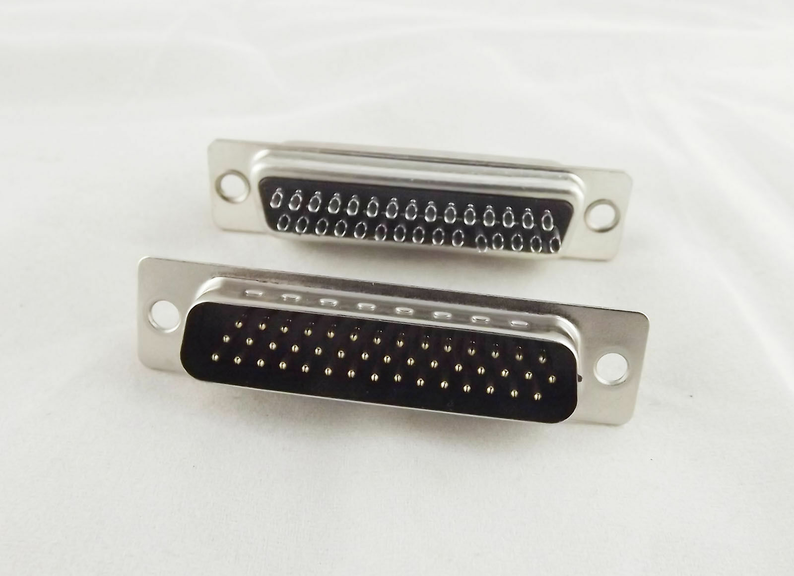 10pcs D-SUB 44 Pin DB44 Male Plug Solder Type Straight Adapter Connector 3 Rows