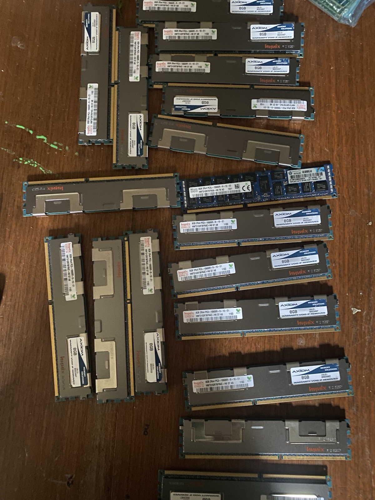 8 Gb  Axiom 