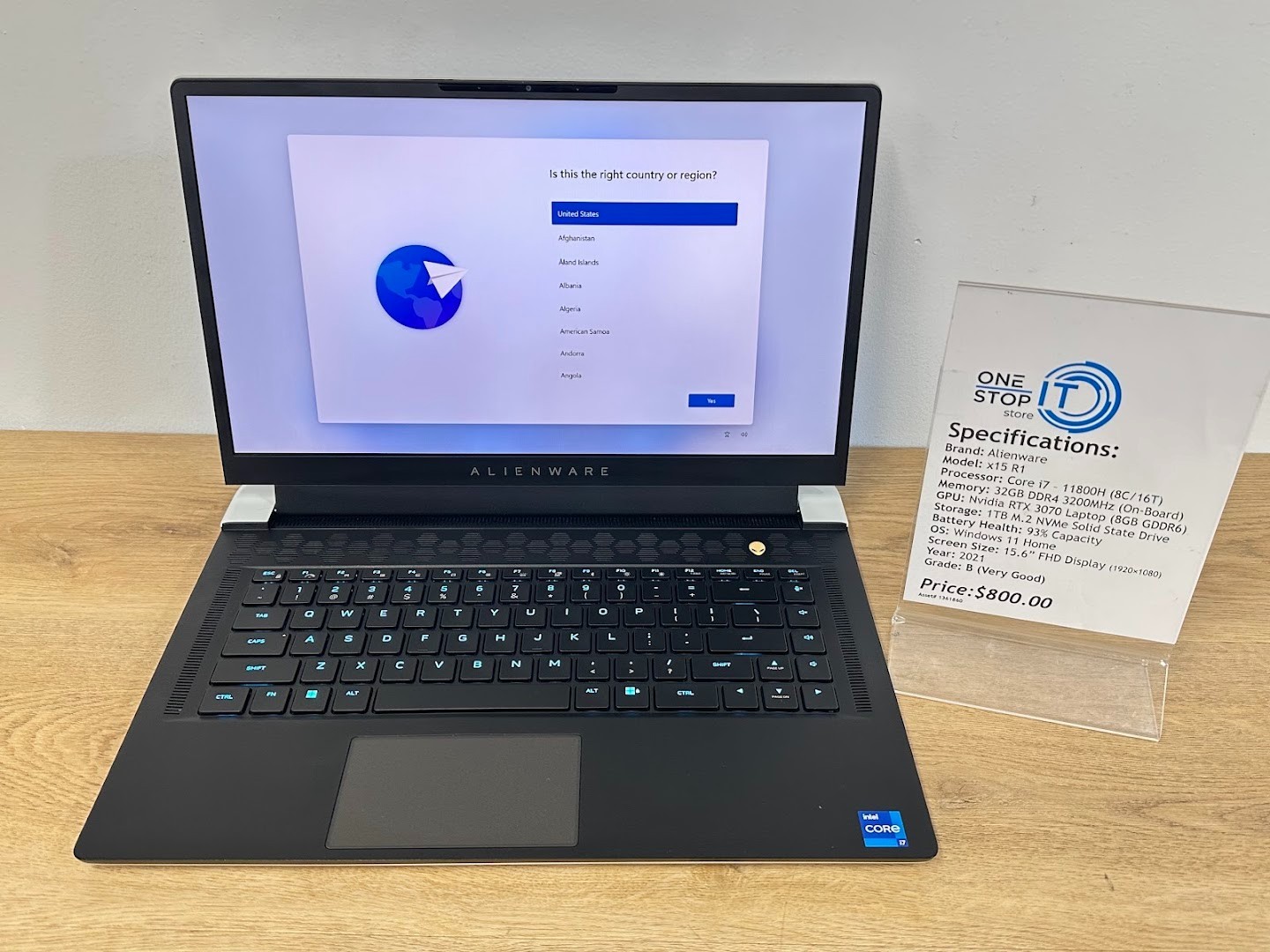 Alienware x15 R1, Core i7 11800H, 32GB DDR4, Nvidia RTX 3070, 1TB SSD, 2021
