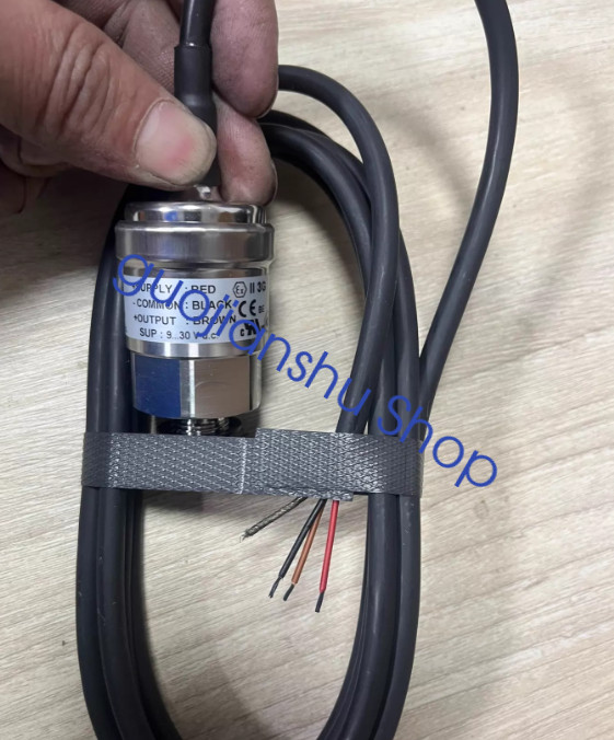 1PCS New Danfoss MBS3000 060G5694 Pressure sensor Fast Shipping DHL/FedEx