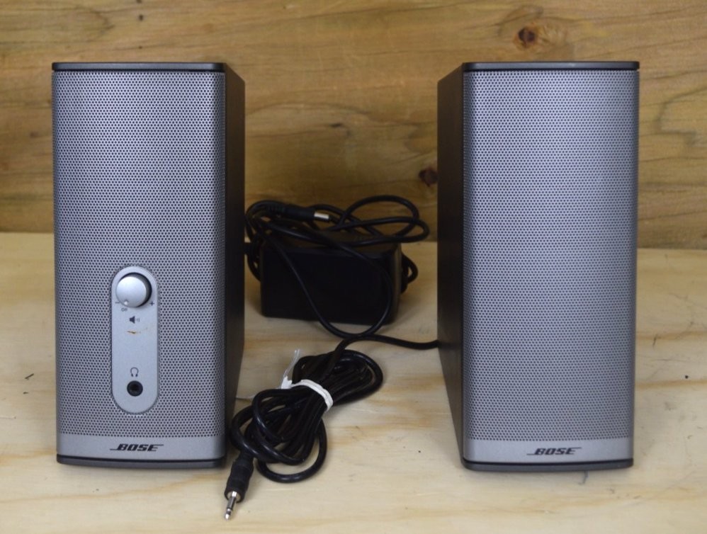 Bose Companion 2 Series II Multimedia Computer Speaker System Silver Black Set