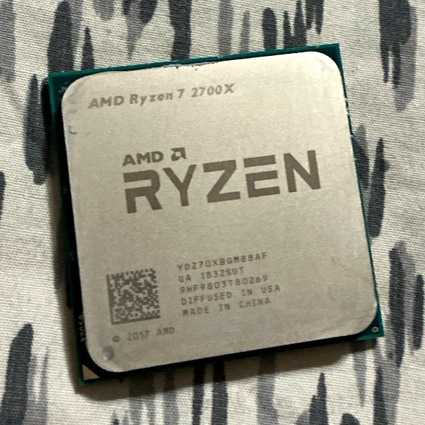 AMD Ryzen 7 2700X 8-Core 3.70GHz Socket AM4 CPU Processor YD270XBGM88AF