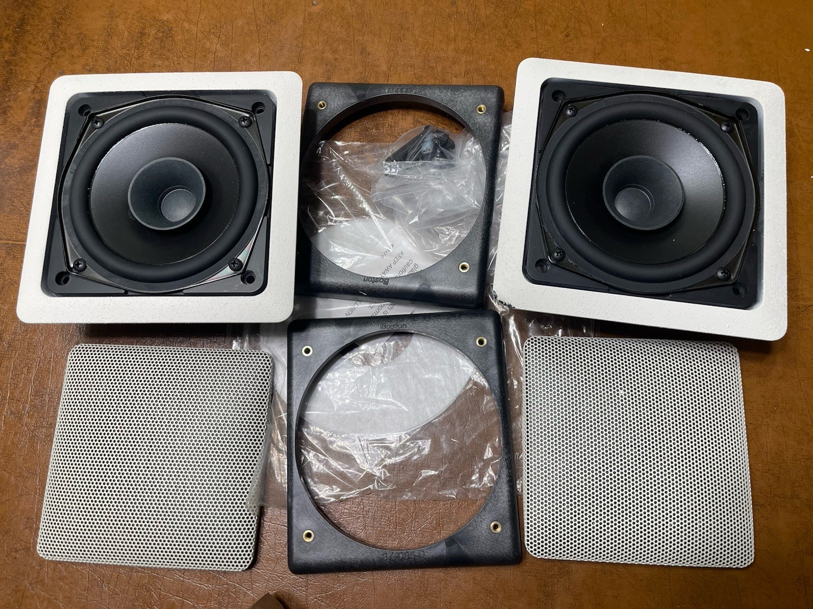 Boston Acoustics 305 In Wall In Ceiling Speakers - Full Range 5”