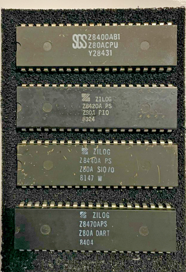 SGS Z80A CPU, Z8400AB1 AND  ZILOG SUPPORT CHIPS