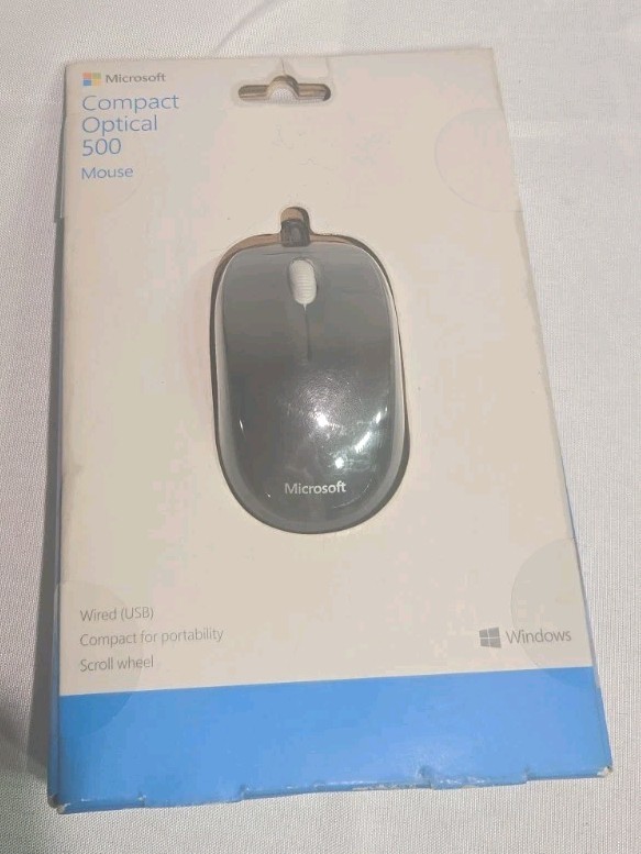 Microsoft Compact Optical 500 Wired USB Scroll Wheel Mouse Model 1344 NOS