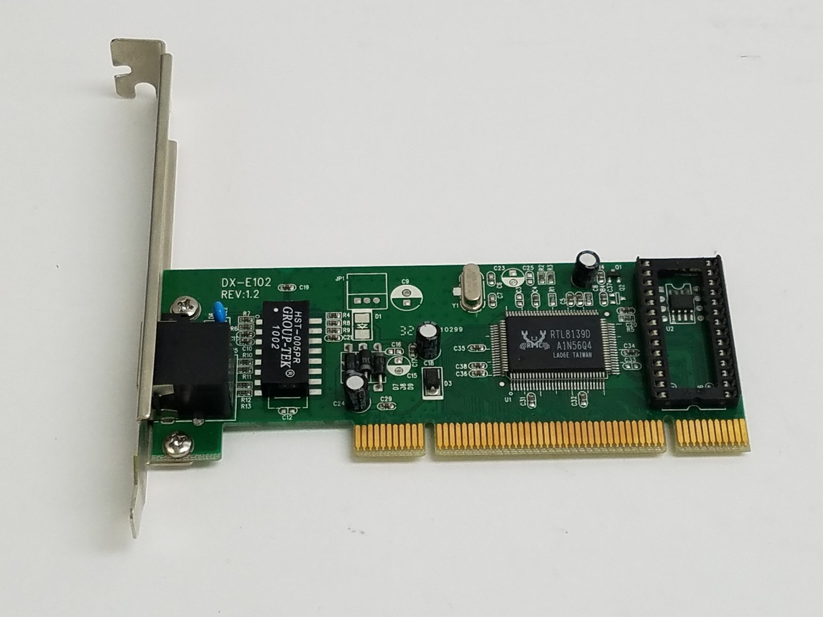 Dynex DX-E102 PCI 10/100 Ethernet Network Card