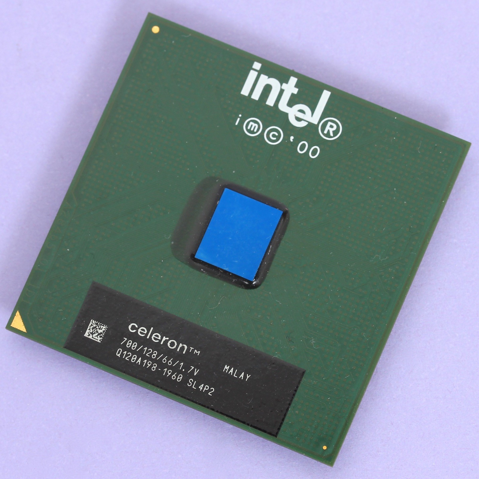 Intel Celeron 700Mhz Coppermine Socket 370 66Mhz FSB S370 CPU Processor SL4P2