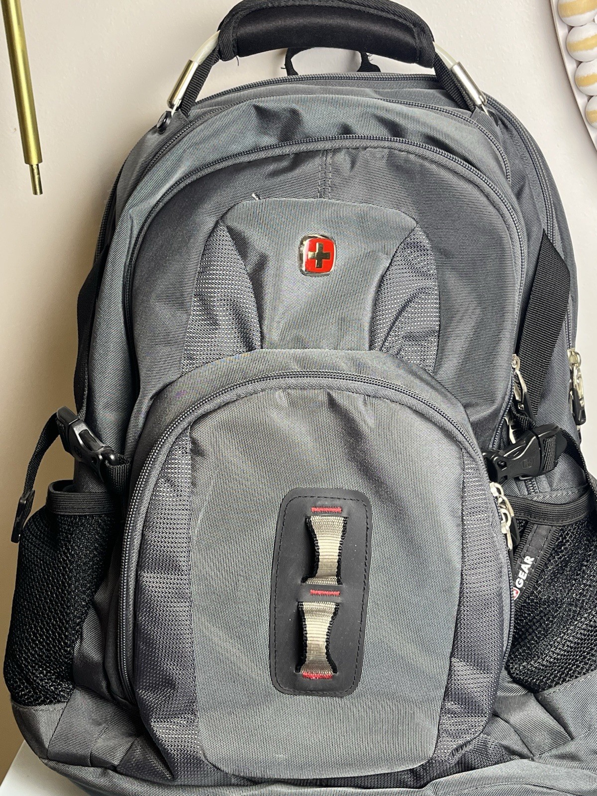 SwissGear 1900 ScanSmart TSA Laptop Backpack Dark Gray Black Airflow 18" Travel