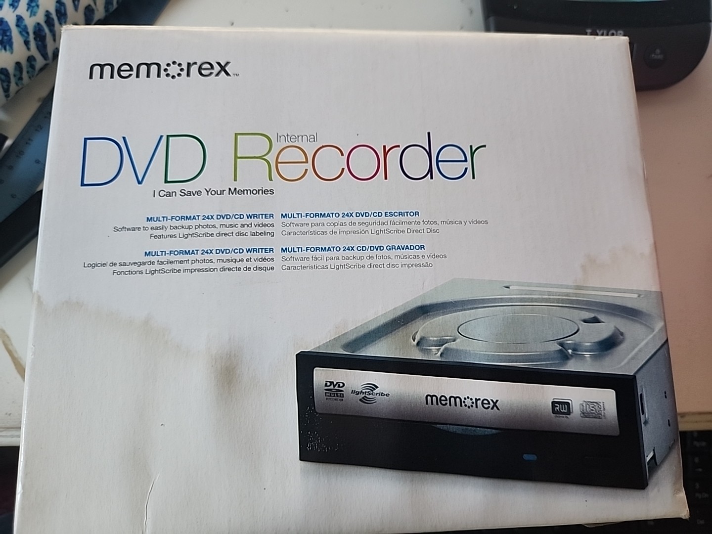 Memorex MRX-550L 24x Multi-Format Internal DVD±RW SATA Optical Disc Drive Burner
