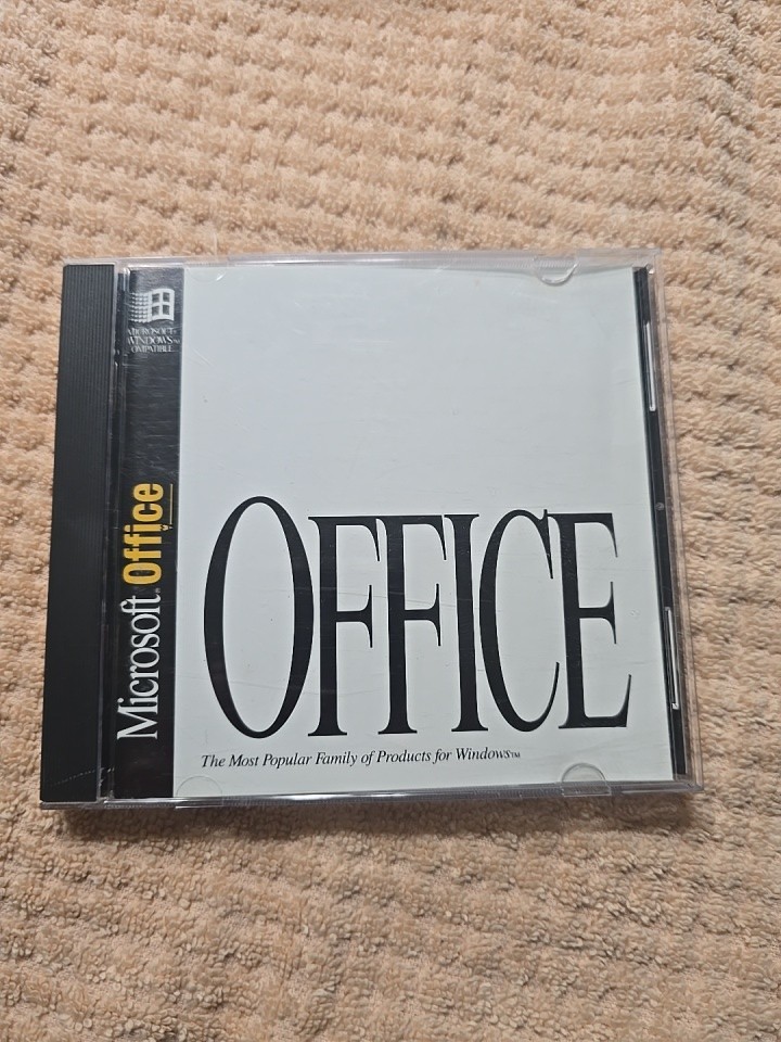 Microsoft Office 1994 CD ROM in Original Case W/Booklet Pre-owned 