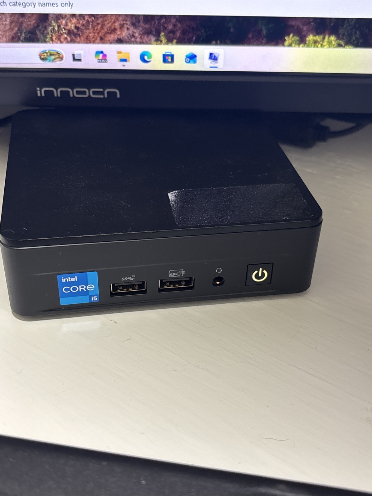 Intel NUC12WSBi5 Intel Core I5-1240p 16GB Ram 500GB SSD