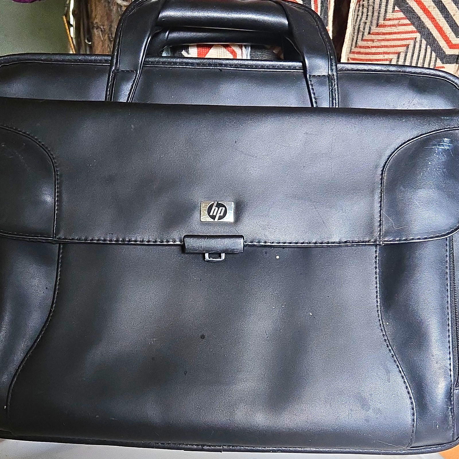 HP Black Leather Padded Laptop Briefcase Case Bag for 15 in Universal Fit