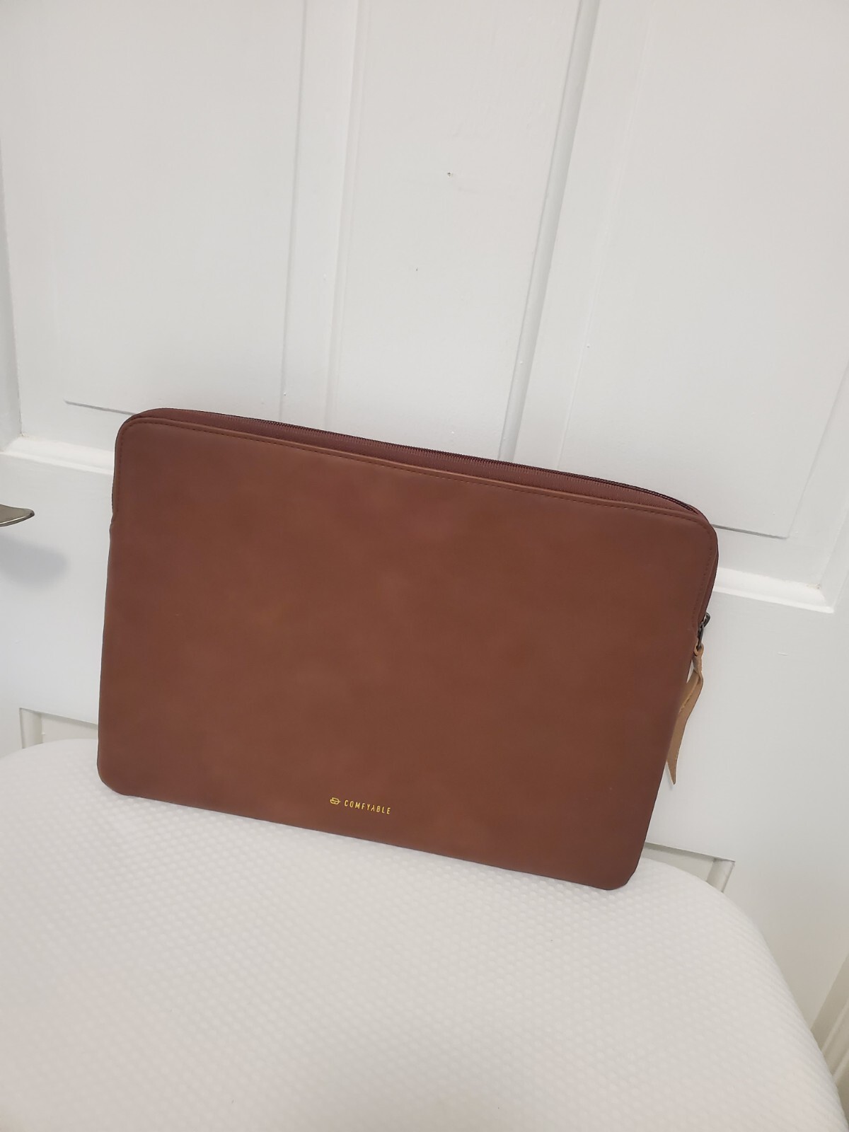 EC Comfyable Slim protective Laptop Zip Close Sleeve, Business, School, BROWN