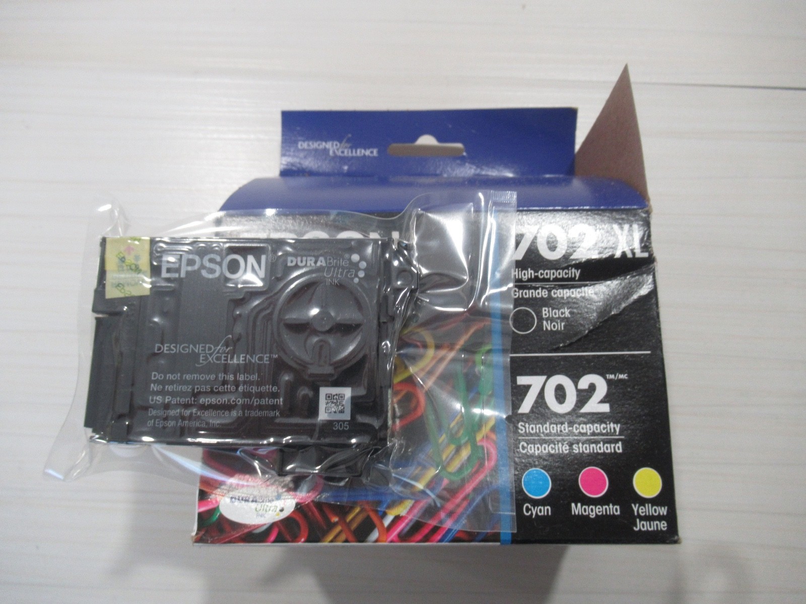 Epson 702    Ink Cartridge - Cyan  Expiration date 10/28