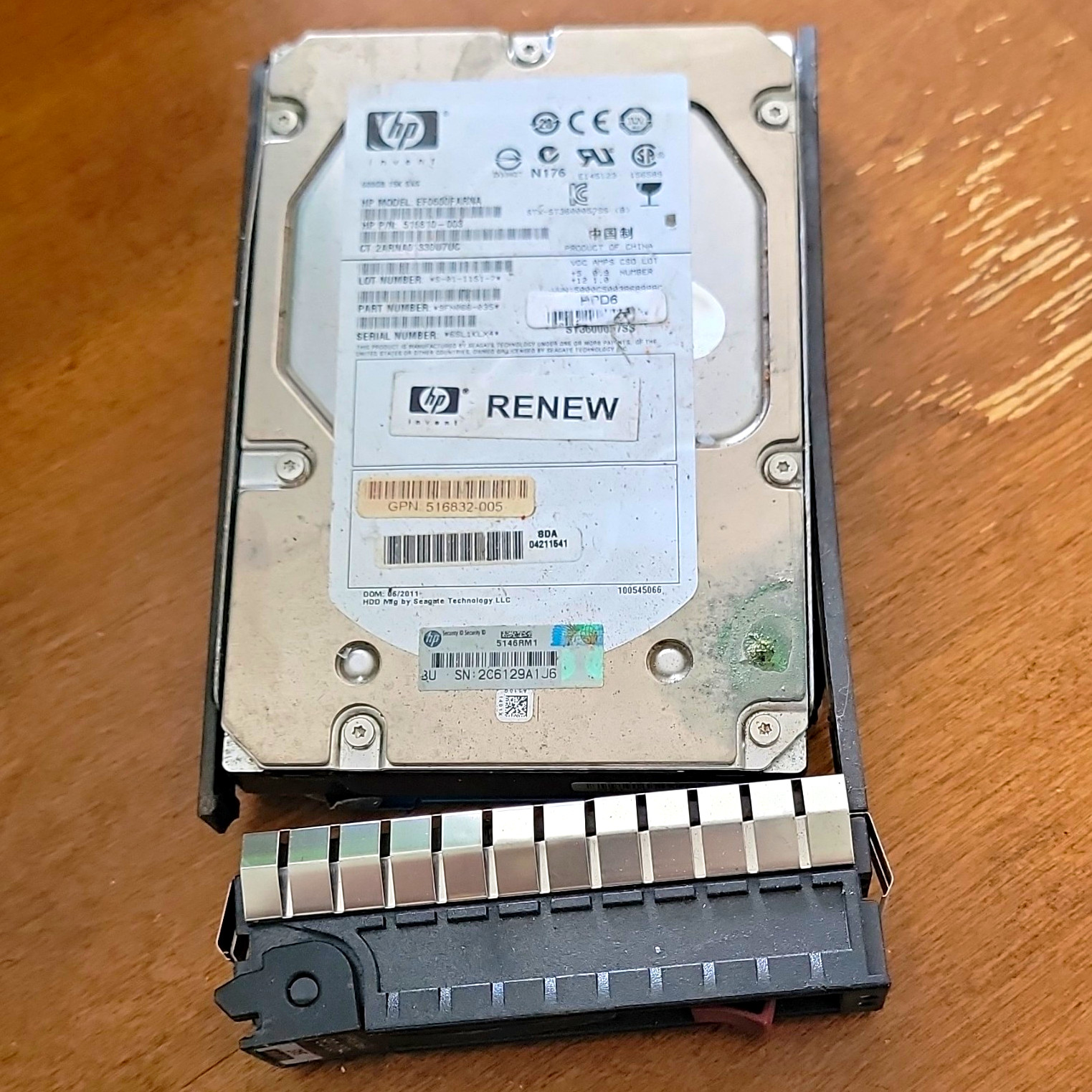 HP 600GB 15K RPM SAS 6Gbps 2.5in Hot-Swap HDD w/ Caddy 517354-001