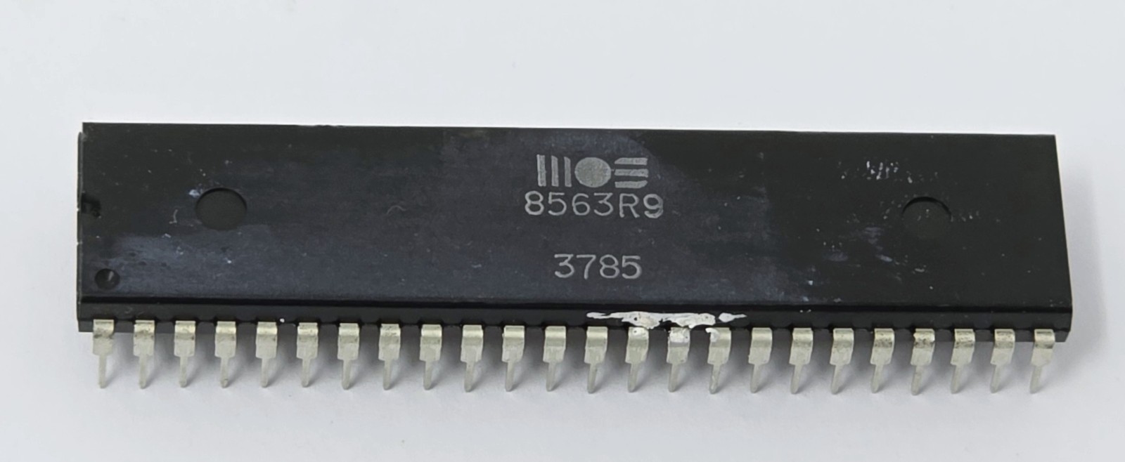 Genuine Vtg MOS 8563R9 VDC Video Chip Commodore 128 C128 - 80-Column