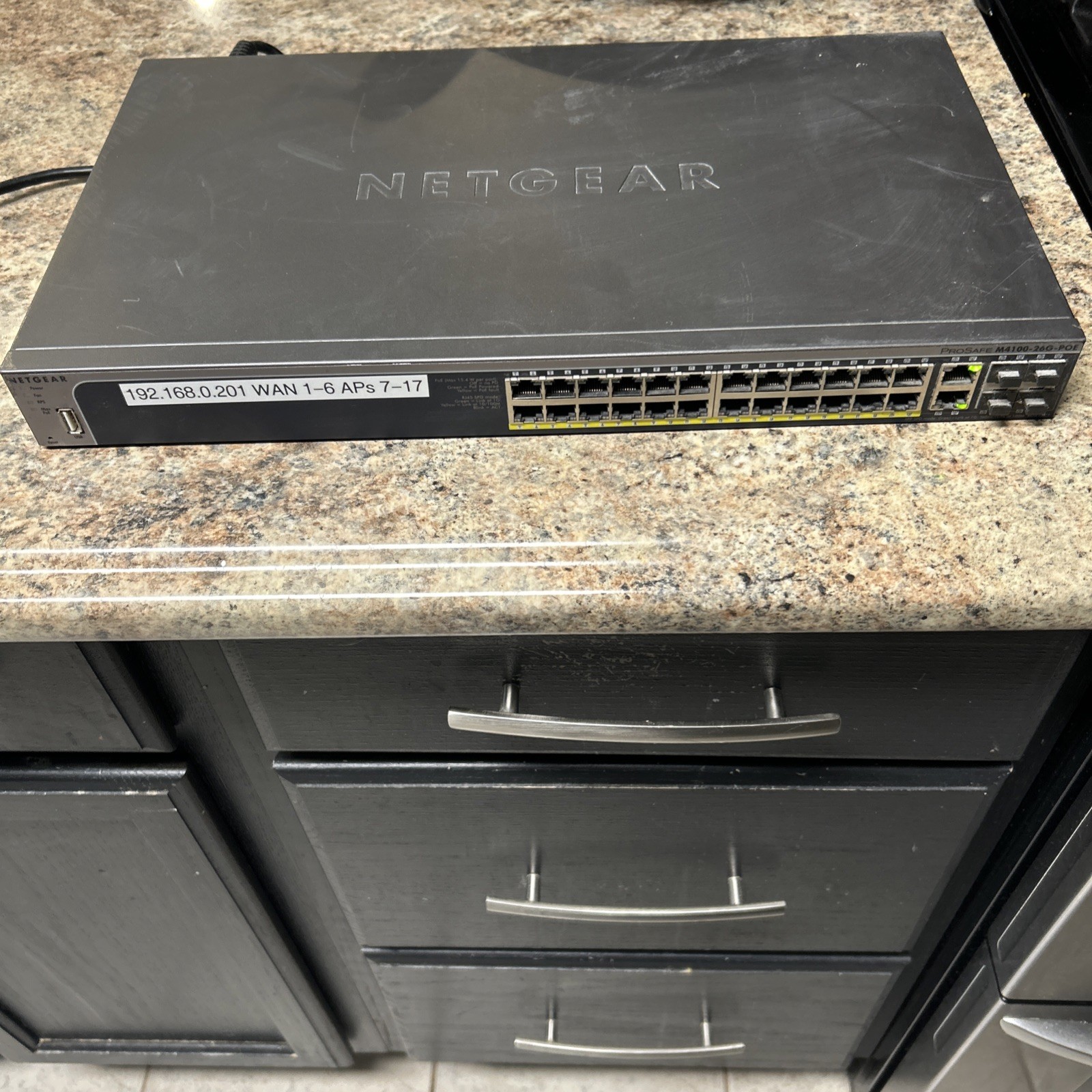 ✅ NetGear ProSafe M4100-26G, 26-Port Gigabit L2+ Managed Network Switch