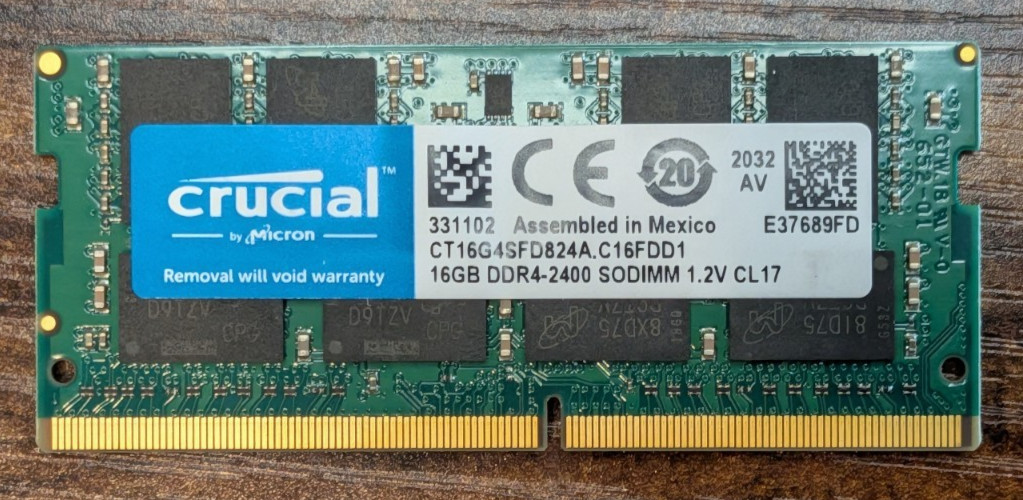 Crucial CT16G4SFD824A 16GB (1x16GB) RAM DDR4 2400MHz 16FE2