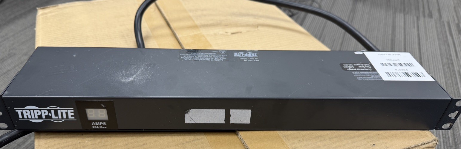 Lot 4x Tripp-Lite PD6974 PDUMH20 12-Outlet Metered Power Distribution W/L5-30