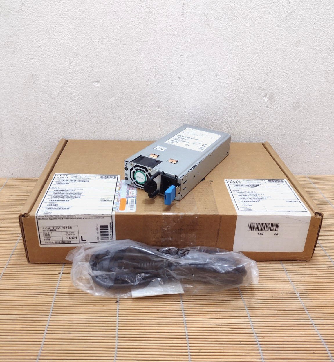 New Cisco NXA-PAC-500W-PE 500-W AC port-side exhaust blue 341-0734-01 New in Box