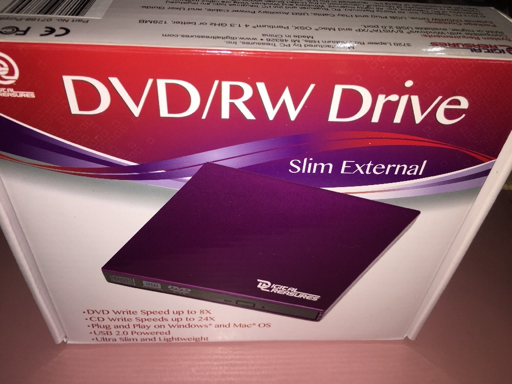 Digital Treasures DVD/RW Ultra Slim/Lightweight External Drive Model 08855-NEW 