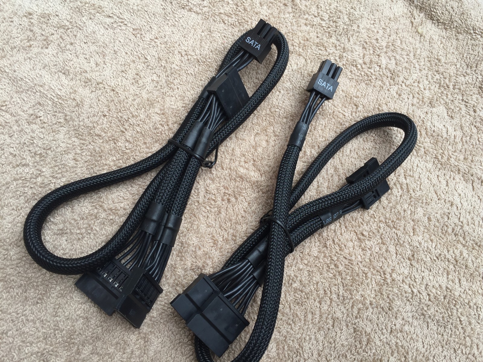 2 PCs   eVGA 6 pin to 3x SATA POWER cable EVGA SuperNOVA G+ ,ORIGINAL