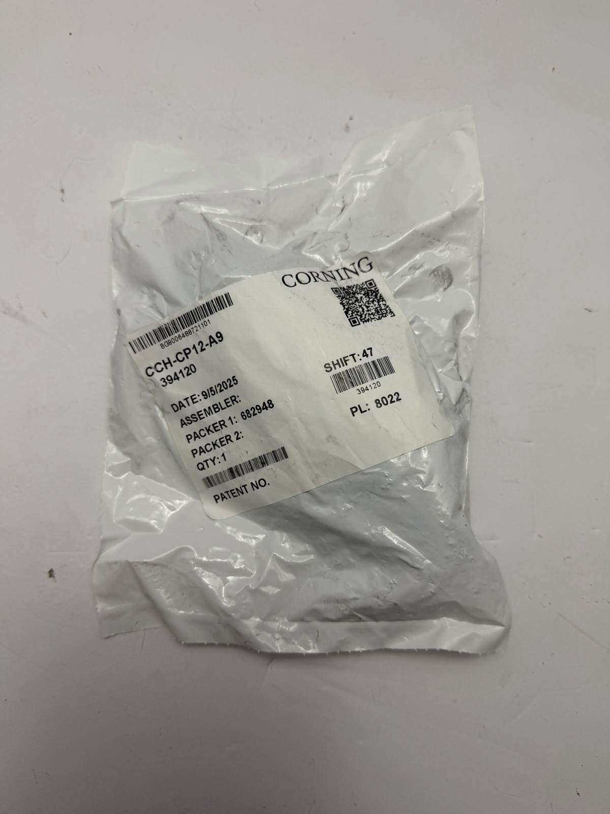 Corning CCH-CP12-A9 Fiber Adapter Panel, 6 LC Duplex OS2 Singlemode
